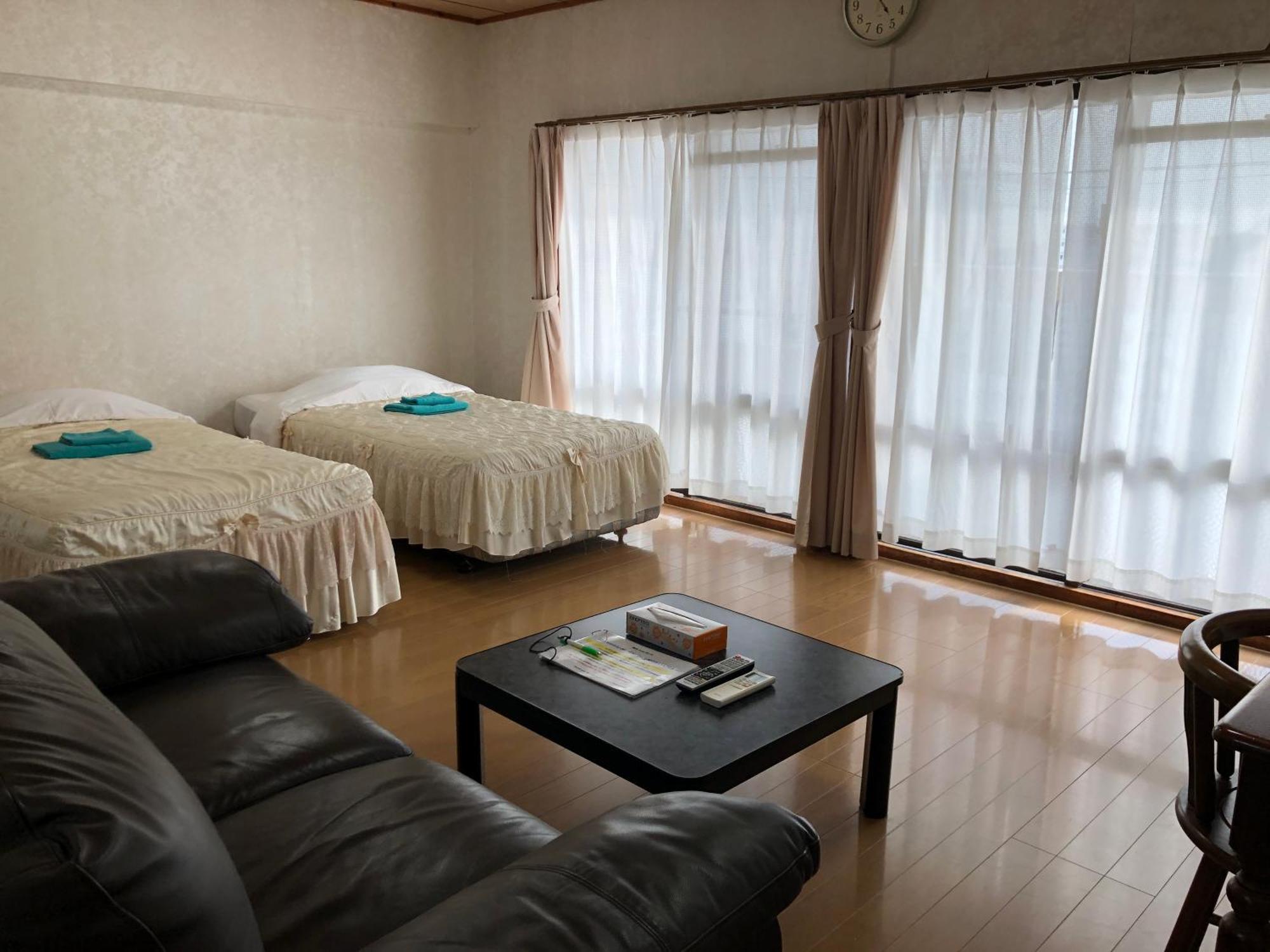 Apartmán Weekly Harbourview Mansion Main Building Naha Exteriér fotografie